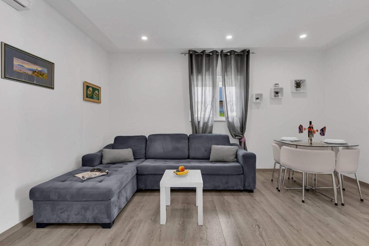 Sunny Garden Apartments Ana Makarska Exterior foto