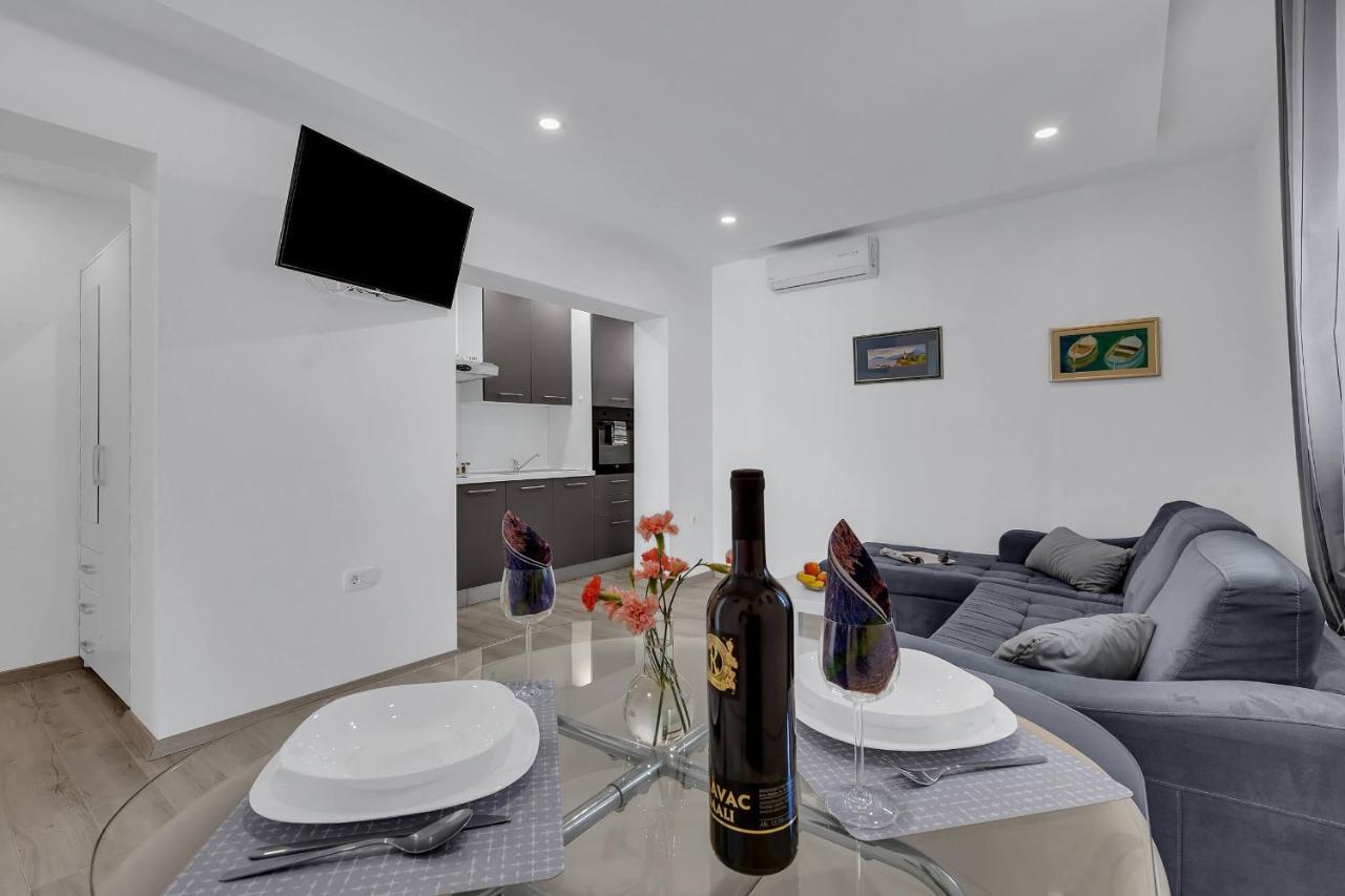 Sunny Garden Apartments Ana Makarska Exterior foto