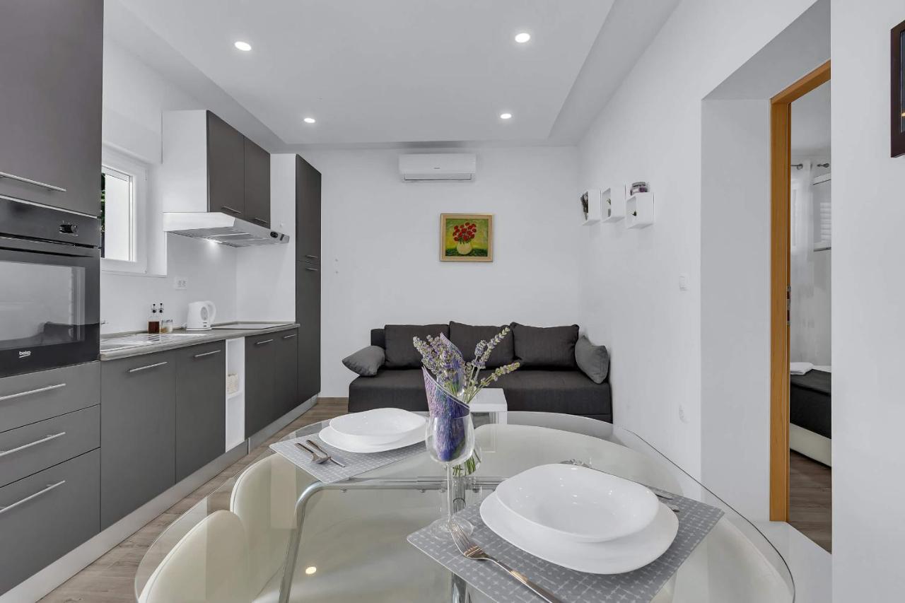 Sunny Garden Apartments Ana Makarska Exterior foto